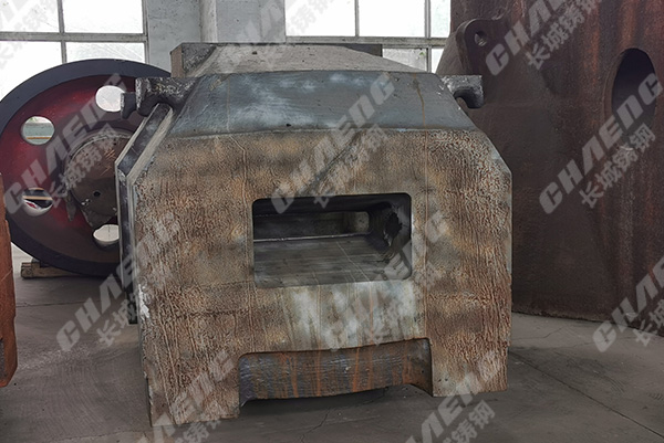 大型鑄鋼件加工廠怎樣降低軋機(jī)牌坊的缺陷率？