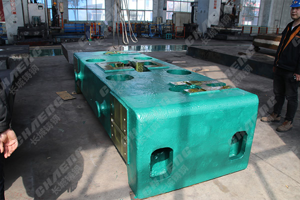 鑄鋼件加工廠(chǎng)生產(chǎn)軋機(jī)機(jī)架使用的涂料是如何清理的？